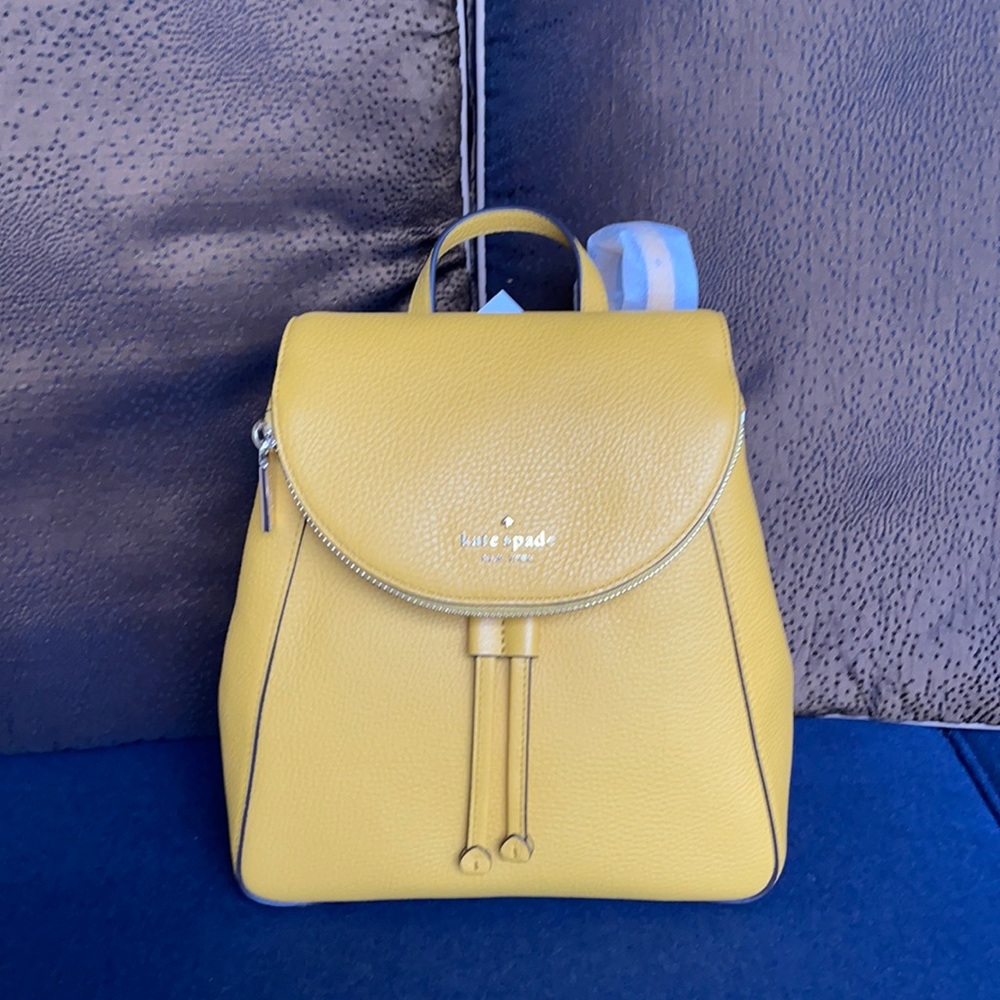Kate Spade leila medium flap backpack - Picture 2 of 16